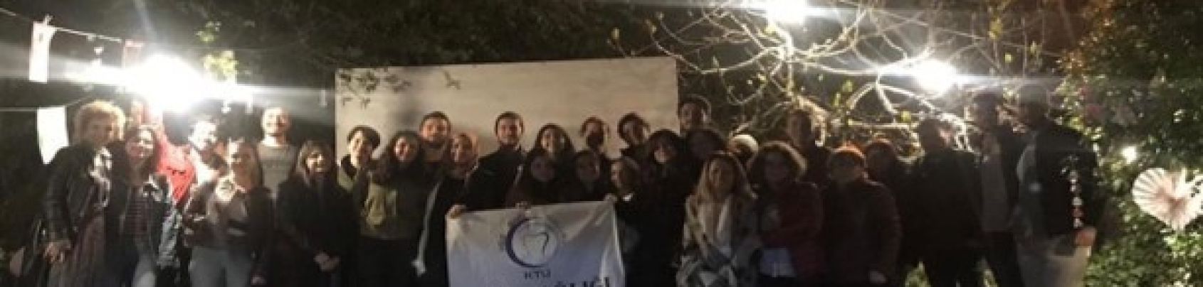Trabzon BNU Evi’nde Ktü Diş Hekimliği Öğrencileri İşbirliği İle Açıkhava Sineması Etkinliği